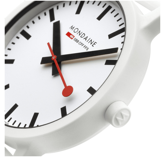 Reloj Mondaine unisex SBB Essence Blanco
